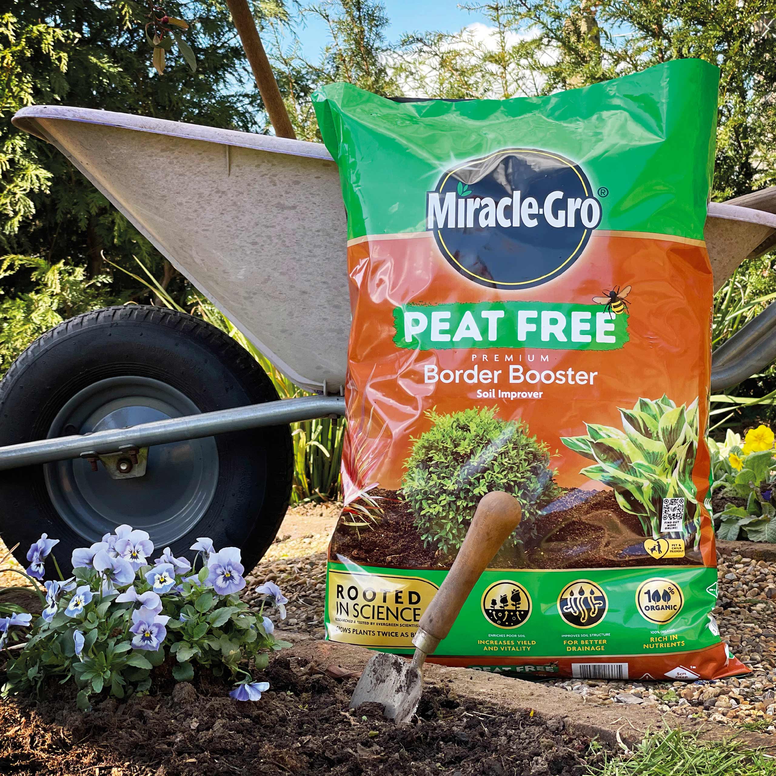 Miracle Gro Peat Free Premium Border Booster Soil Improver Litres