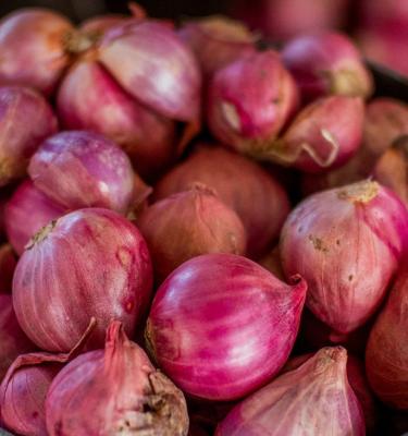 How To Cut Shallots (Step-By-Step Guide)